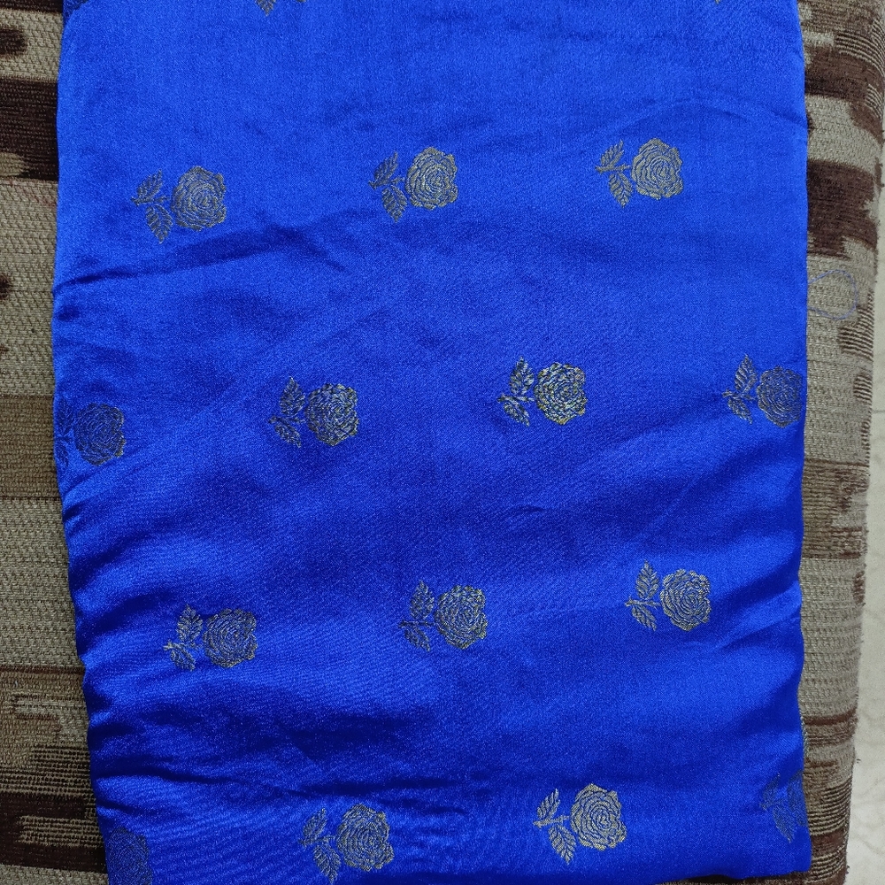 Saree - Picture 3 of 5